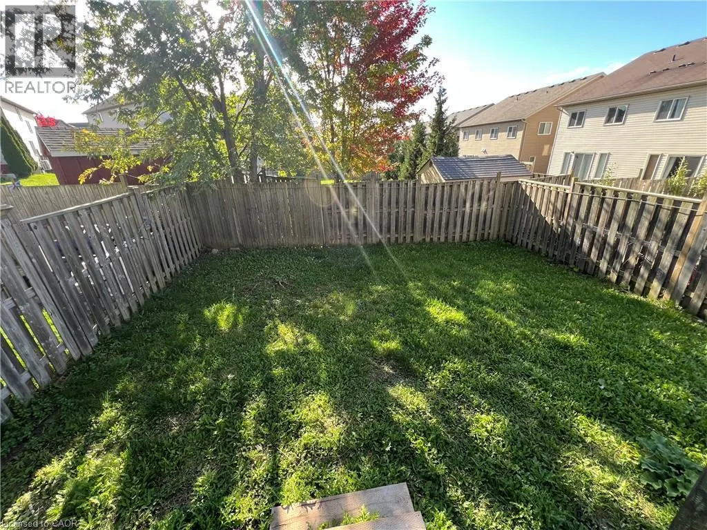 14 IRON GATE Street Unit# UPPER, #UPPER