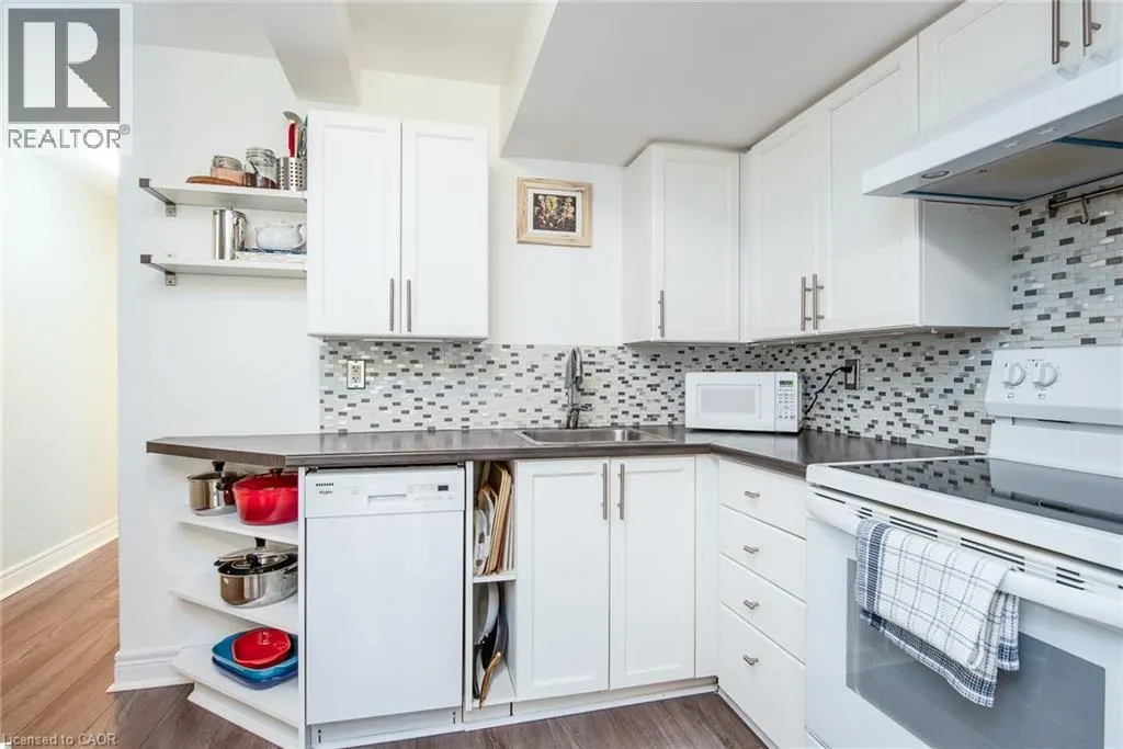 139 BRIGHTON Street Unit# 8D, #8D