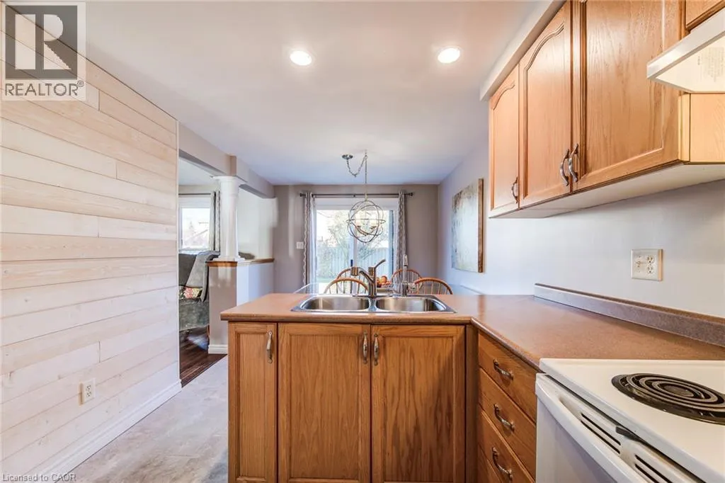 528 CHESAPEAKE Crescent