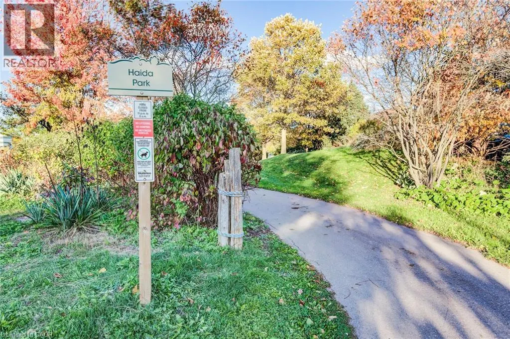 528 CHESAPEAKE Crescent