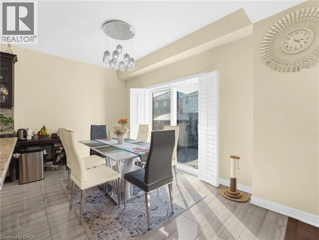 4 ST ANTHONY Place