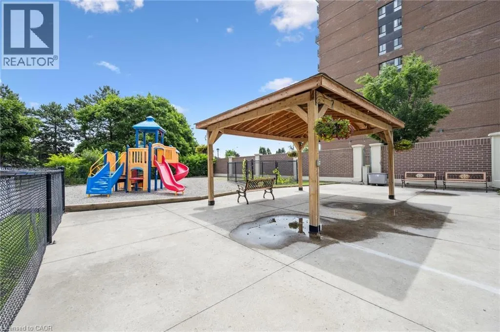 4 LISA Street Unit# 707, #707