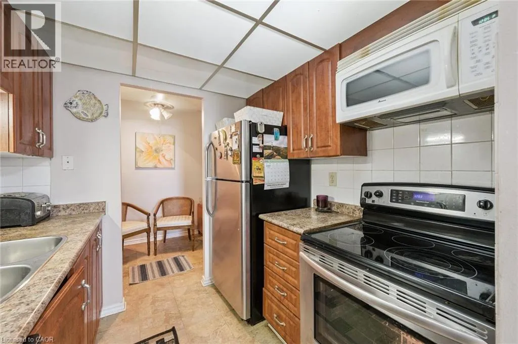 4 LISA Street Unit# 707, #707