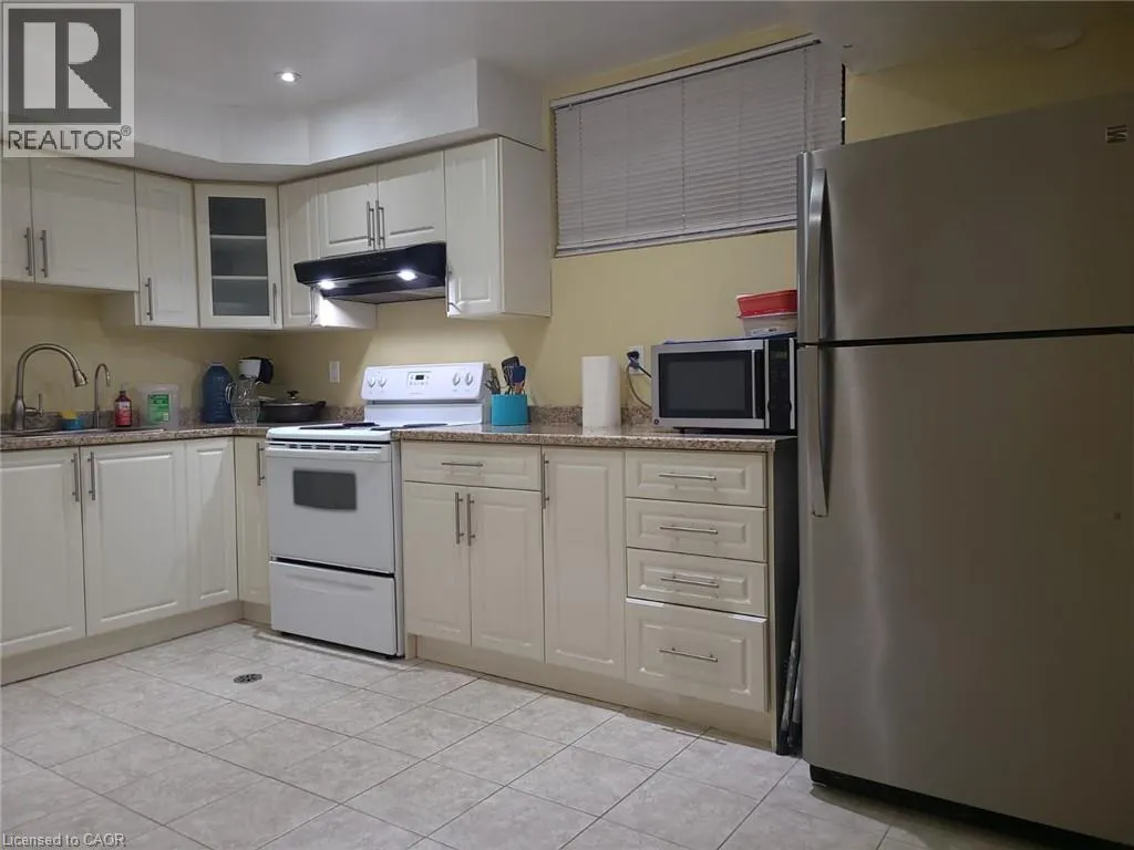 12 PEER Drive Unit# Basement, #Basement