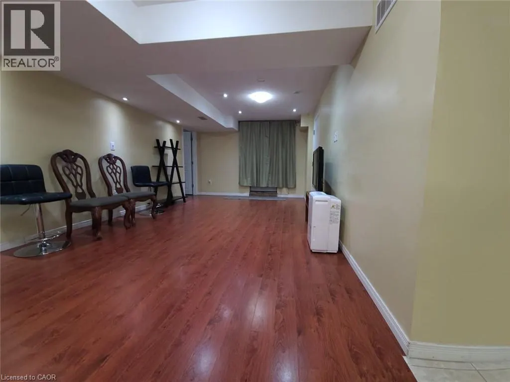 12 PEER Drive Unit# Basement, #Basement