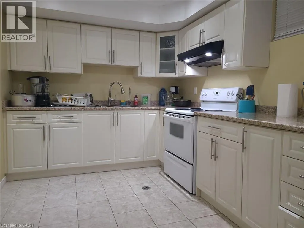 12 PEER Drive Unit# Basement, #Basement