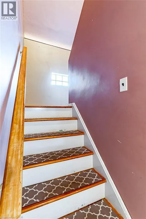 8 SYLVIA Crescent