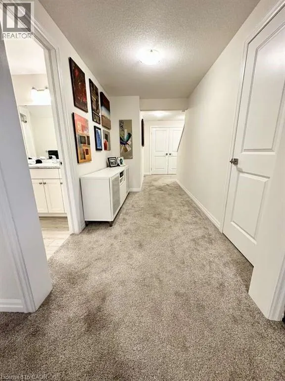 30 LIVINGSTON Drive