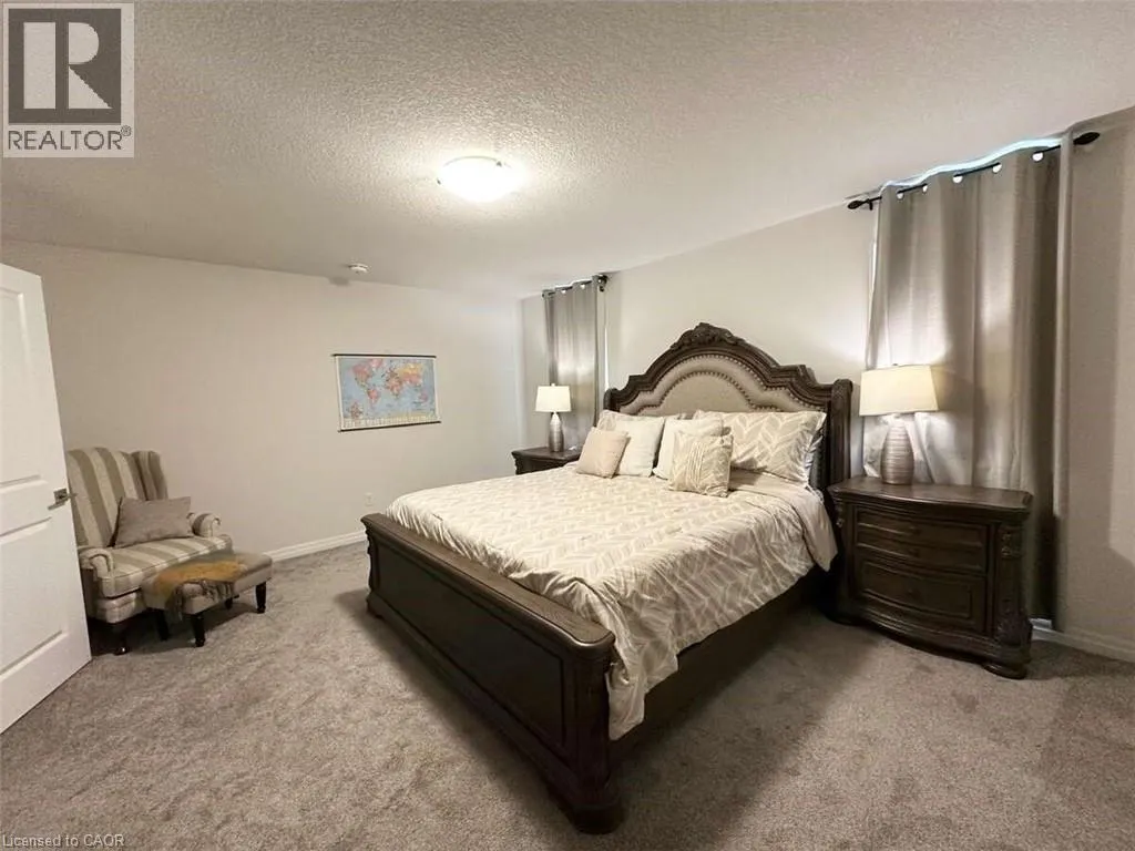 30 LIVINGSTON Drive