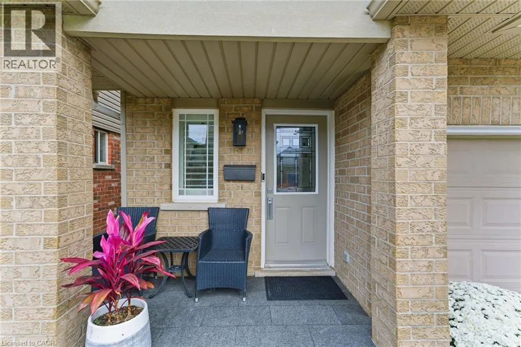 198 SPRINGVALLEY Crescent