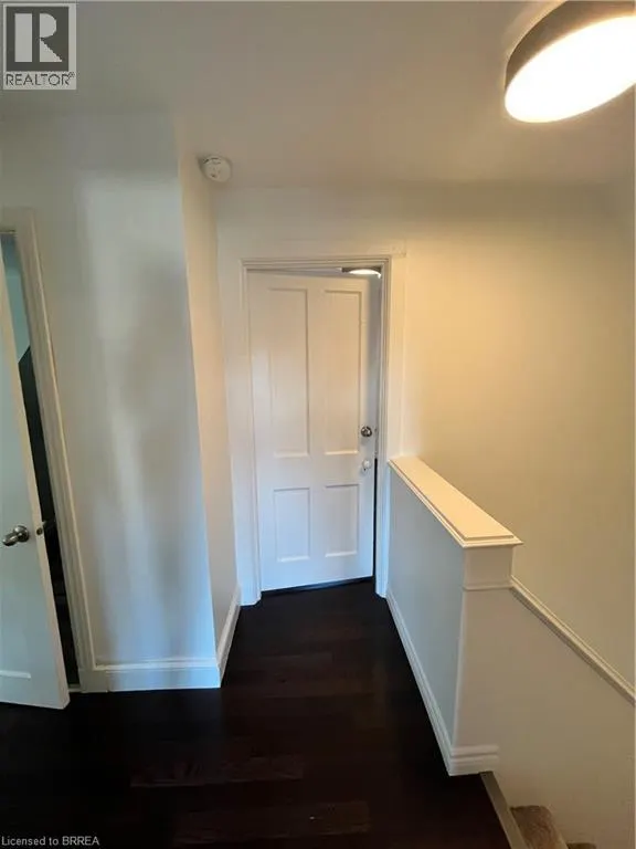 72 KING Lane