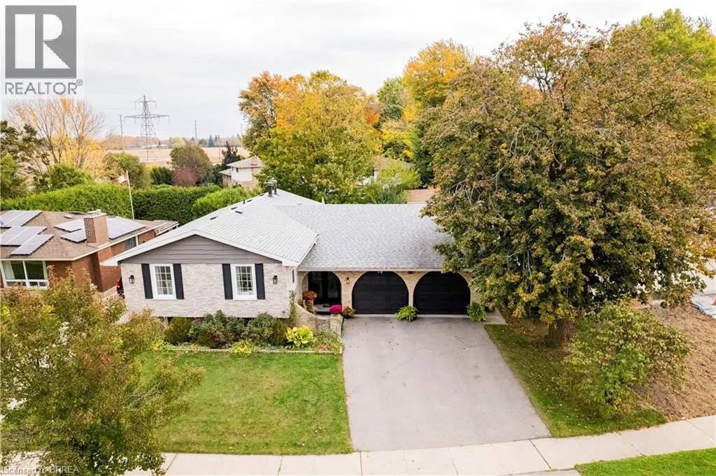 18 OLD FARM Road