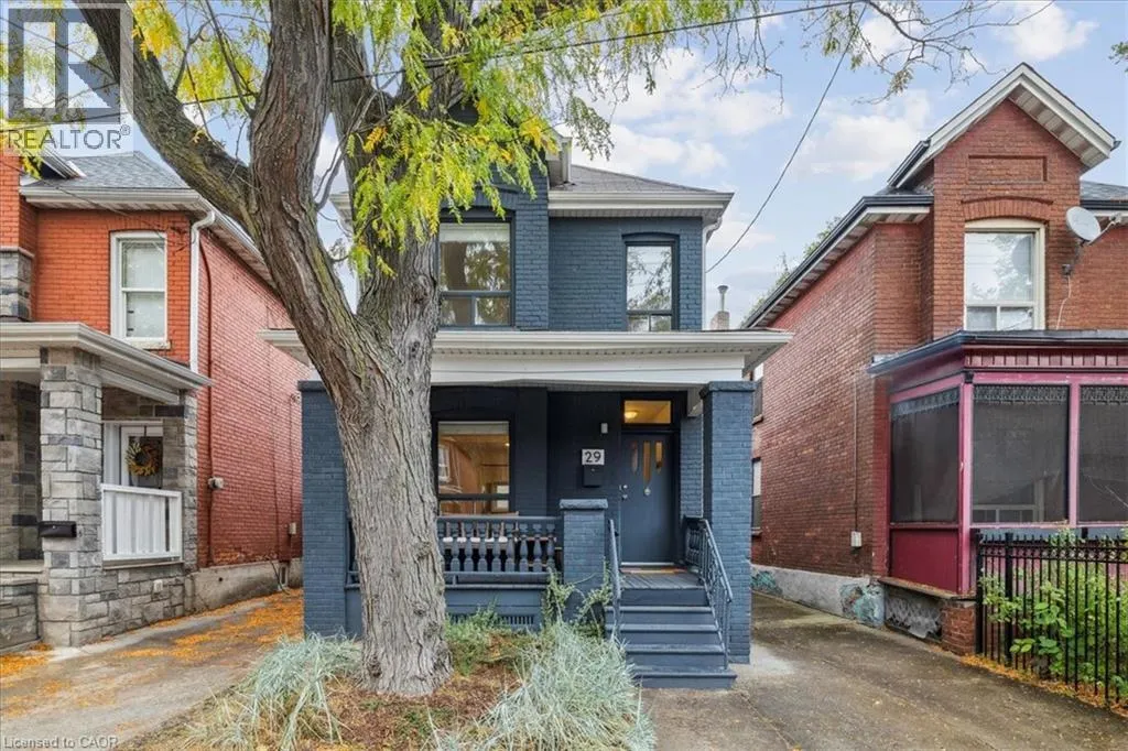29 CASE Street