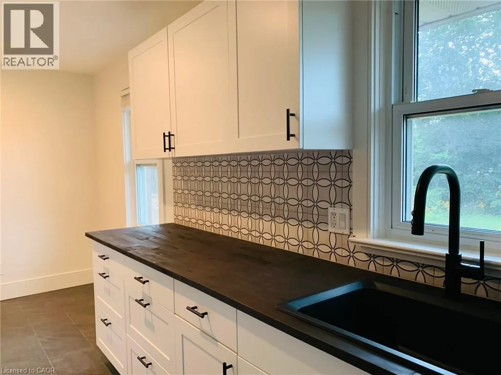 204 WEST 19TH Street