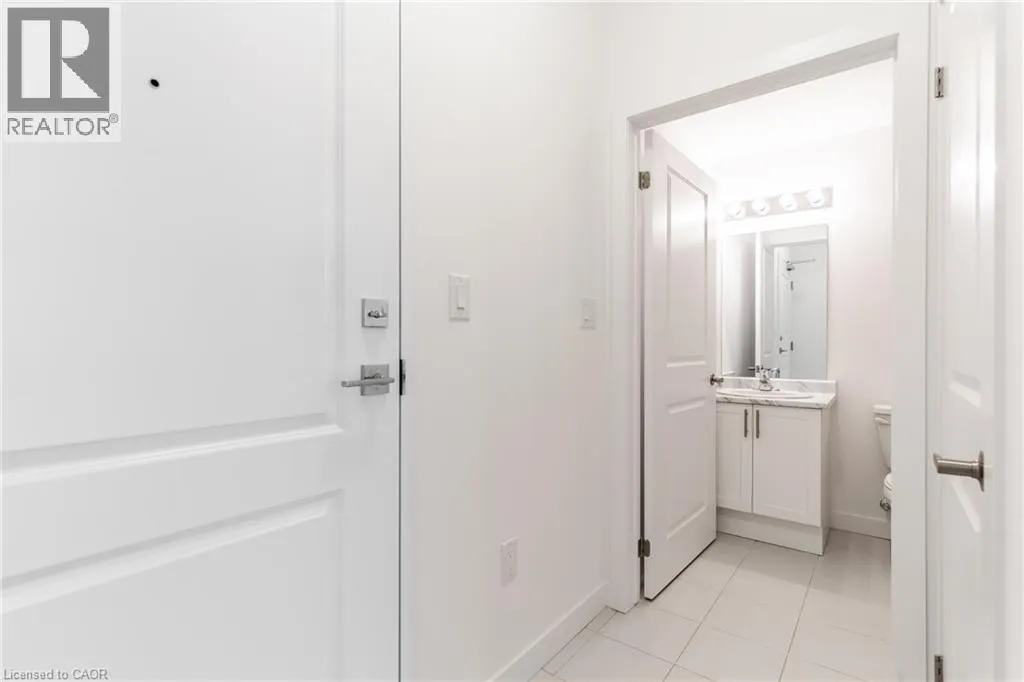 450 DUNDAS Street E Unit# 318, #318