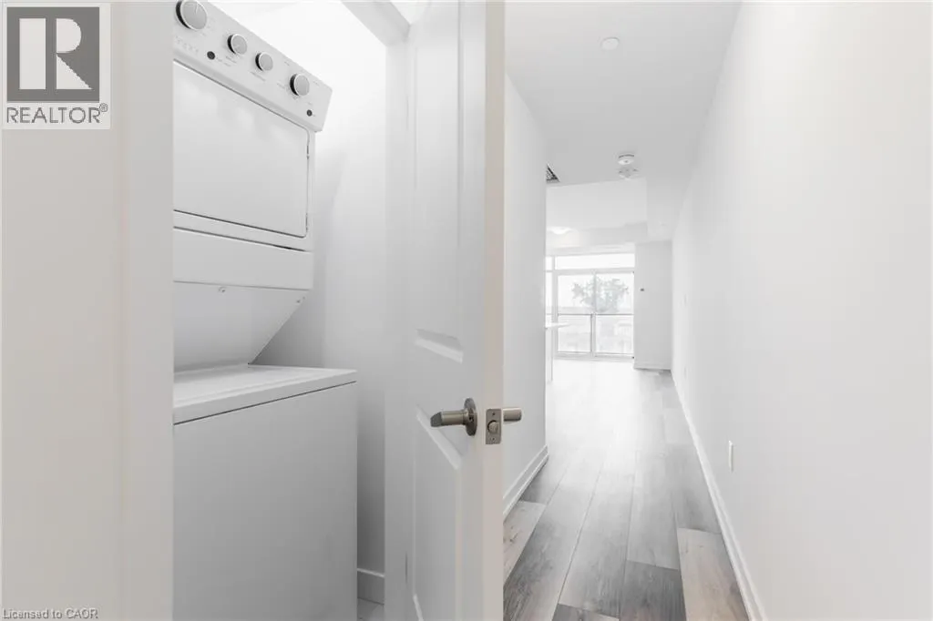 450 DUNDAS Street E Unit# 318, #318