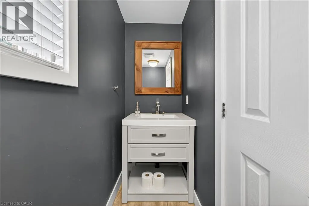14 CHIPPEWA Street W