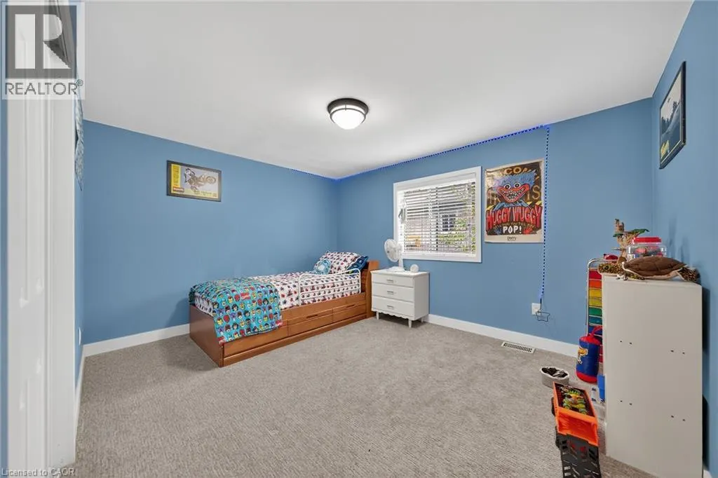 14 CHIPPEWA Street W