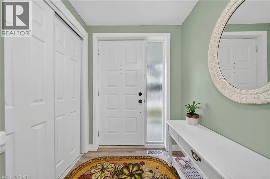 14 CHIPPEWA Street W