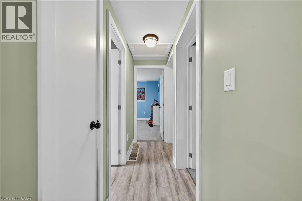 14 CHIPPEWA Street W
