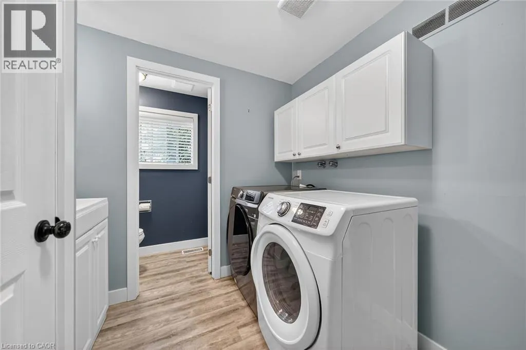 14 CHIPPEWA Street W