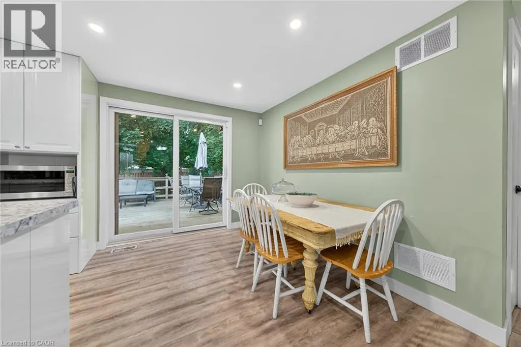 14 CHIPPEWA Street W