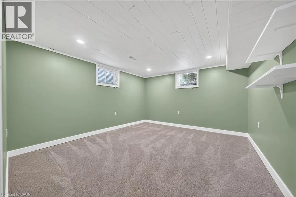 14 CHIPPEWA Street W