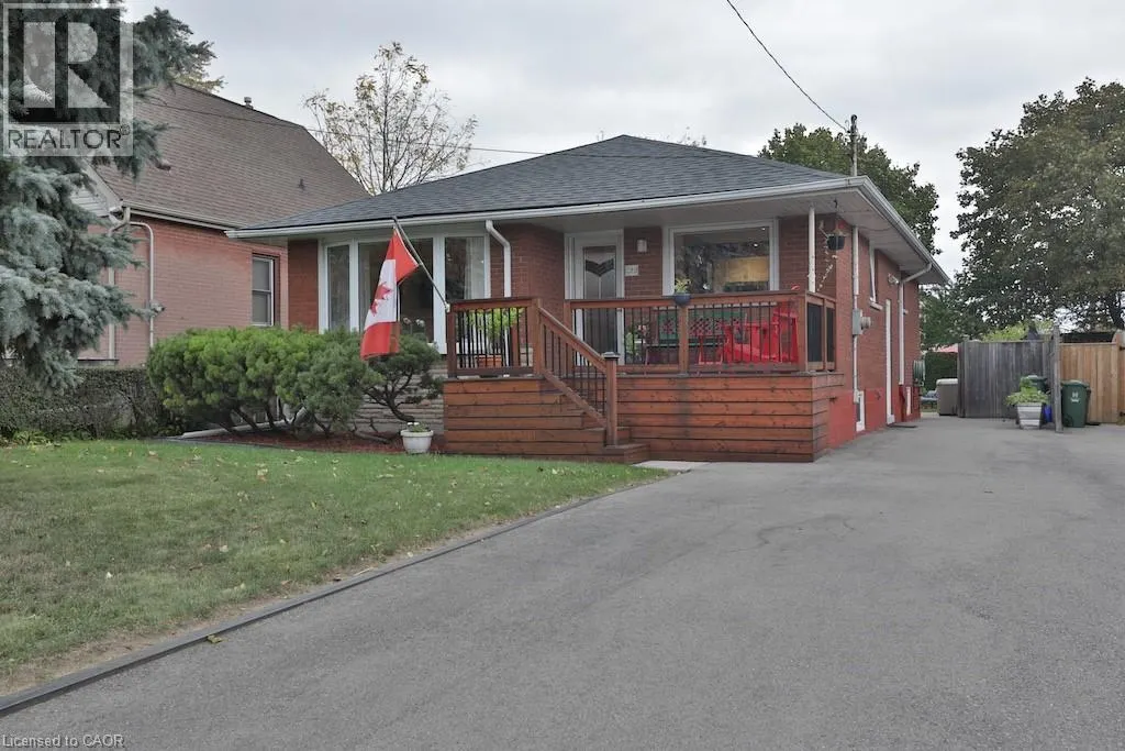 9 CHERYL Avenue