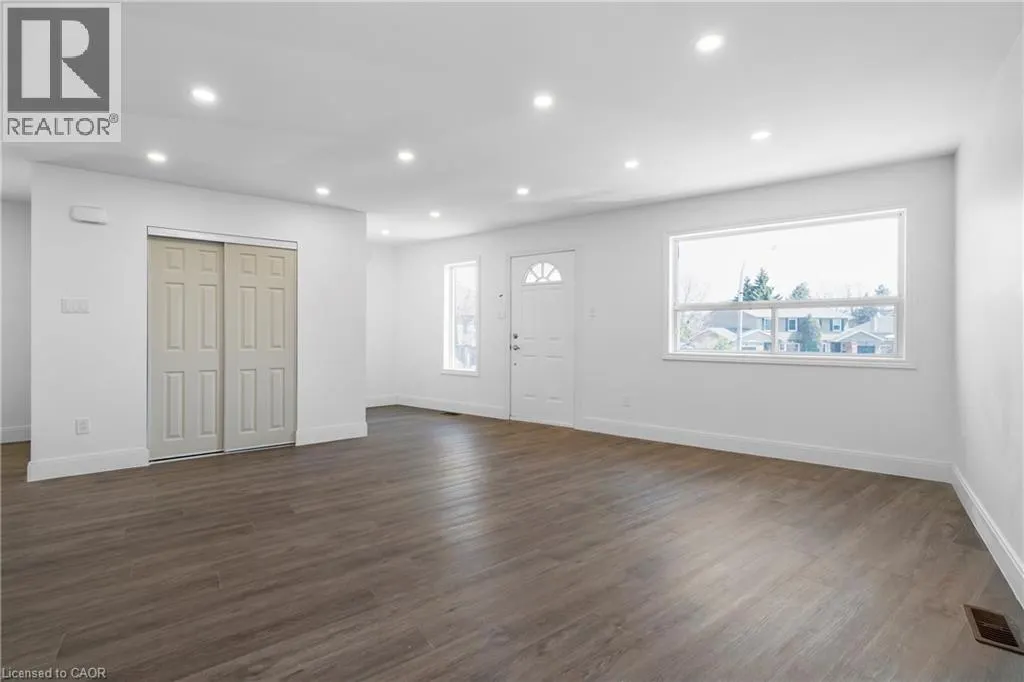 1498 PADDINGTON Court Unit# UPPER, #UPPER