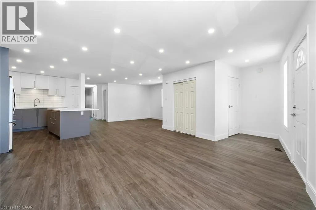 1498 PADDINGTON Court Unit# UPPER, #UPPER