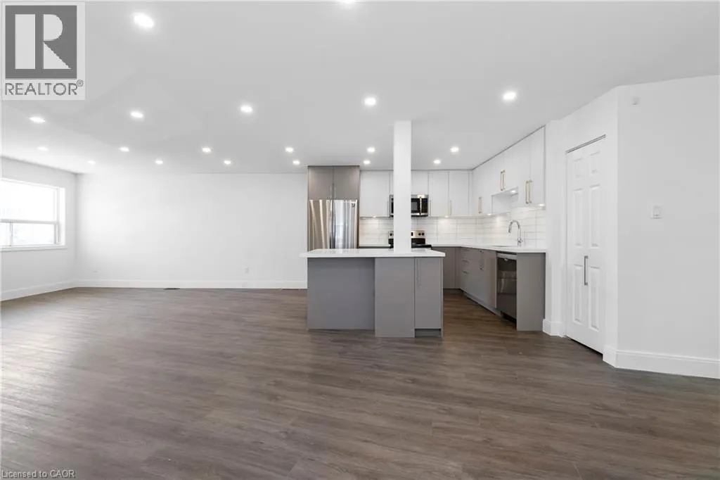 1498 PADDINGTON Court Unit# UPPER, #UPPER