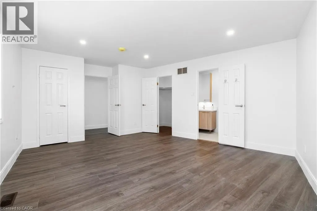 1498 PADDINGTON Court Unit# UPPER, #UPPER