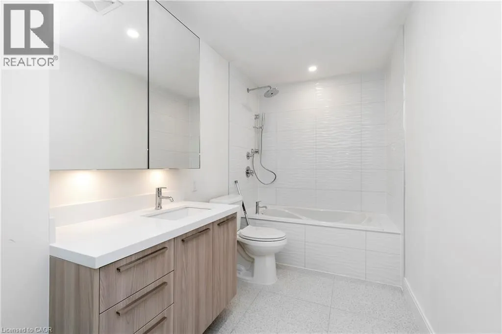 1498 PADDINGTON Court Unit# UPPER, #UPPER