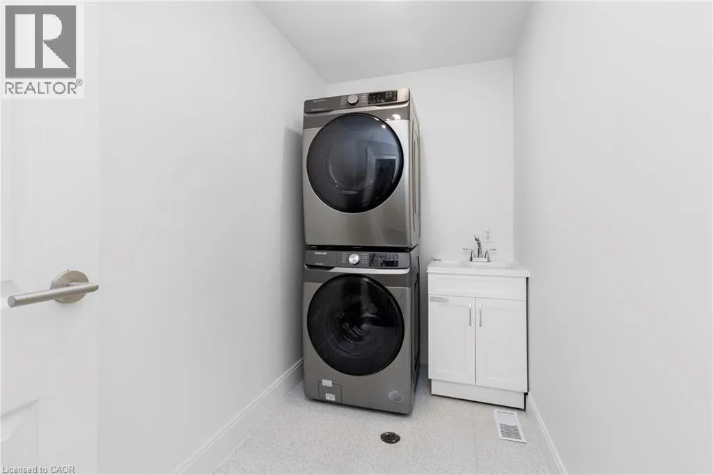 1498 PADDINGTON Court Unit# UPPER, #UPPER