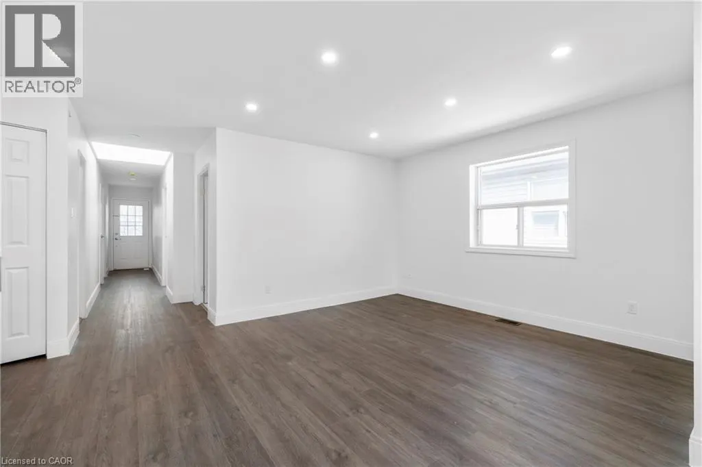 1498 PADDINGTON Court Unit# UPPER, #UPPER