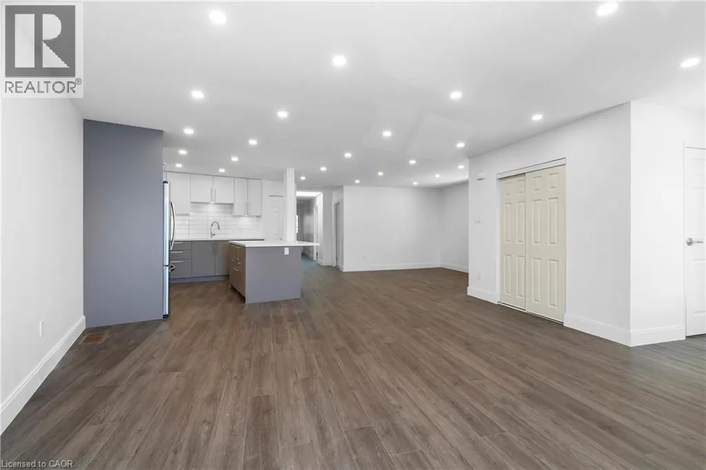 1498 PADDINGTON Court Unit# UPPER, #UPPER