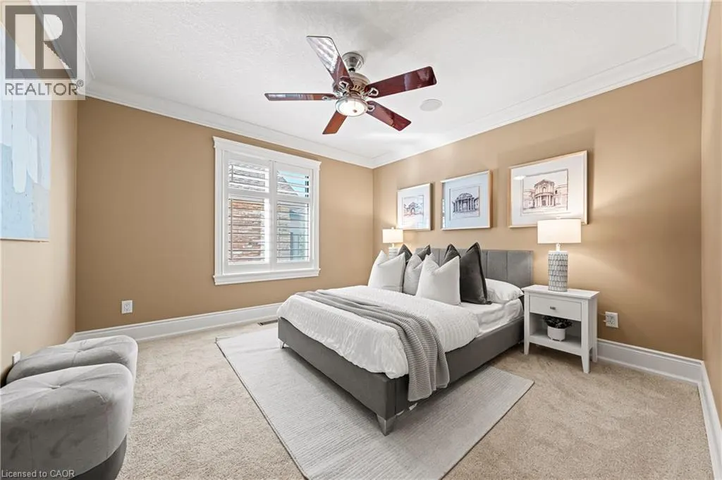 541 FALCONRIDGE Crescent