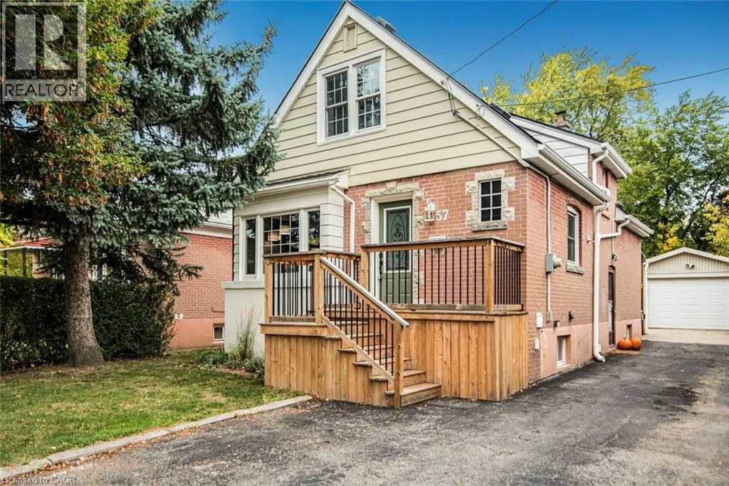 57 MACLENNAN Avenue