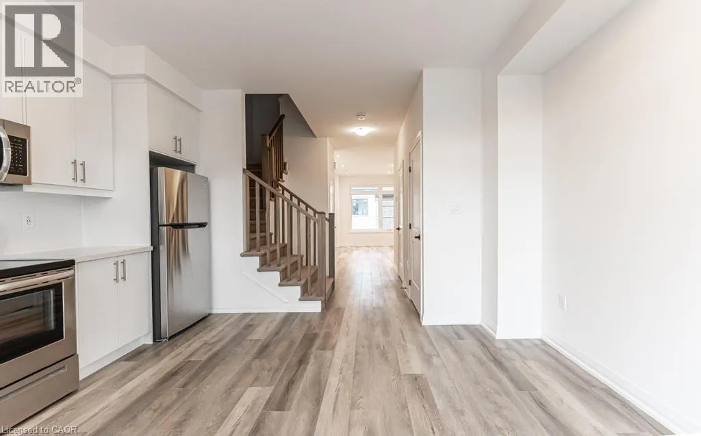 120 COURT Drive Unit# 5, #5