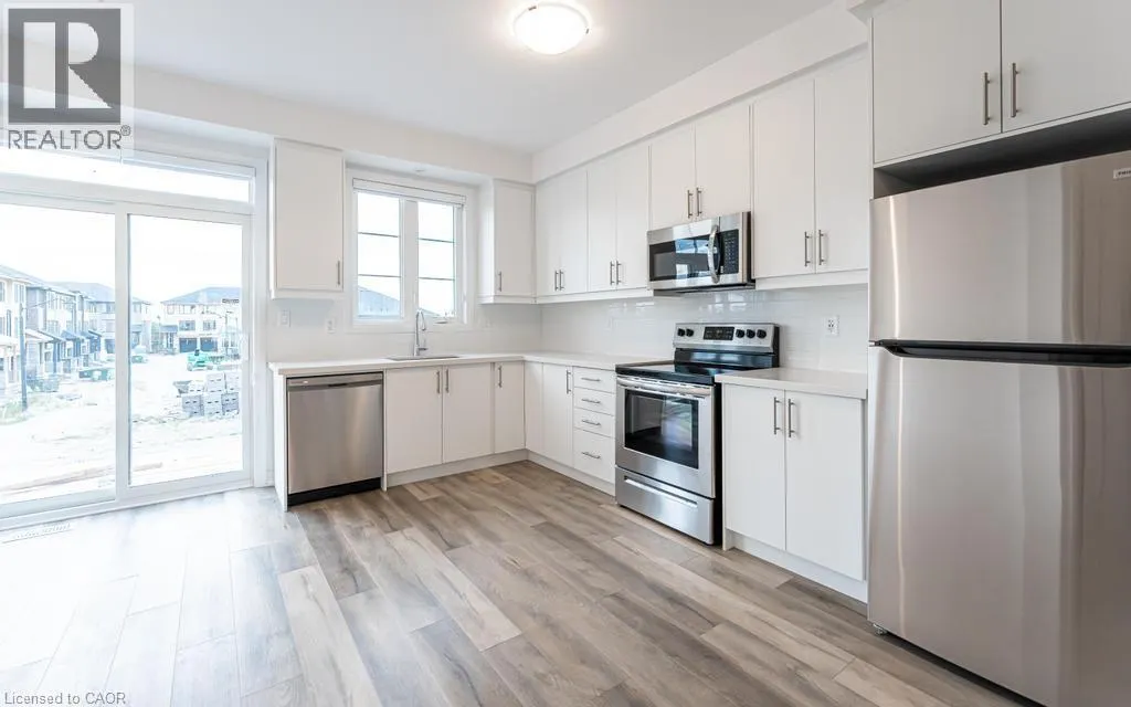 120 COURT Drive Unit# 5, #5
