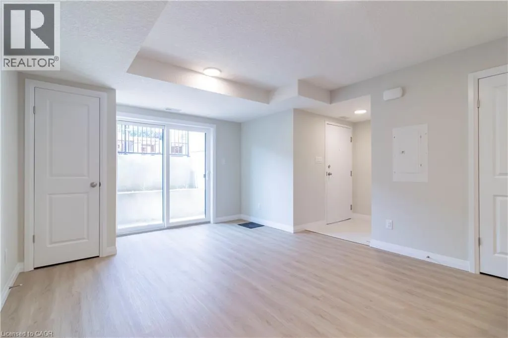 410 NORTHFIELD Drive W Unit# E8, #E8