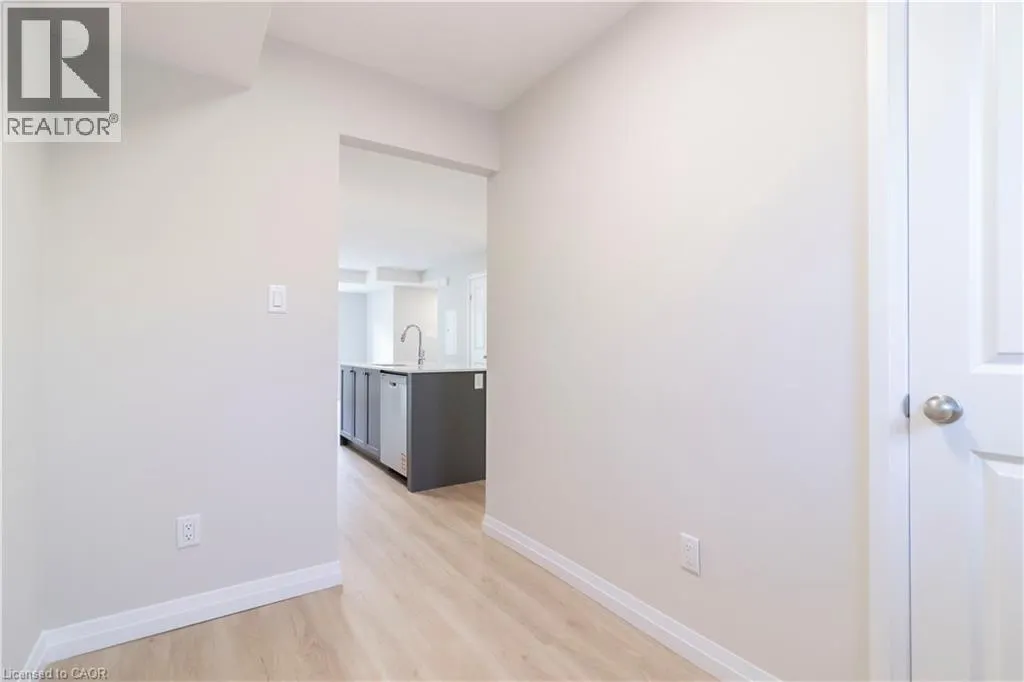 410 NORTHFIELD Drive W Unit# E8, #E8