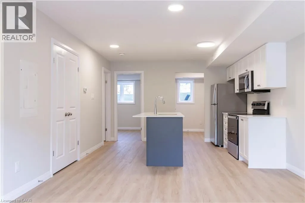 410 NORTHFIELD Drive W Unit# E8, #E8