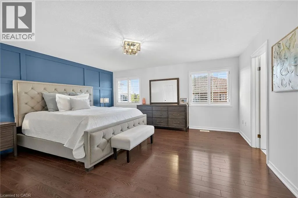 8 CHARTWELL Circle