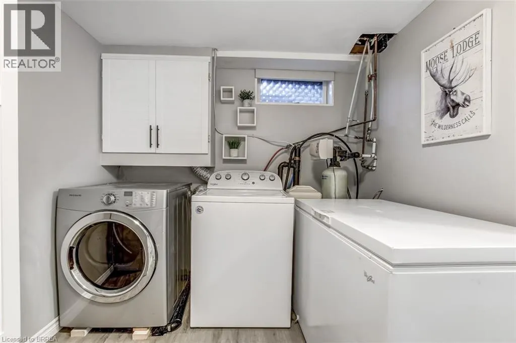 24 COACHWOOD Road Unit# 6, #6