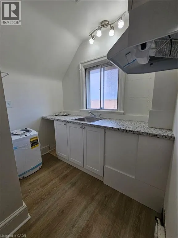 46 EAST Avenue Unit# 5, #5