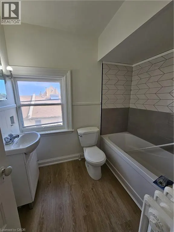 46 EAST Avenue Unit# 5, #5