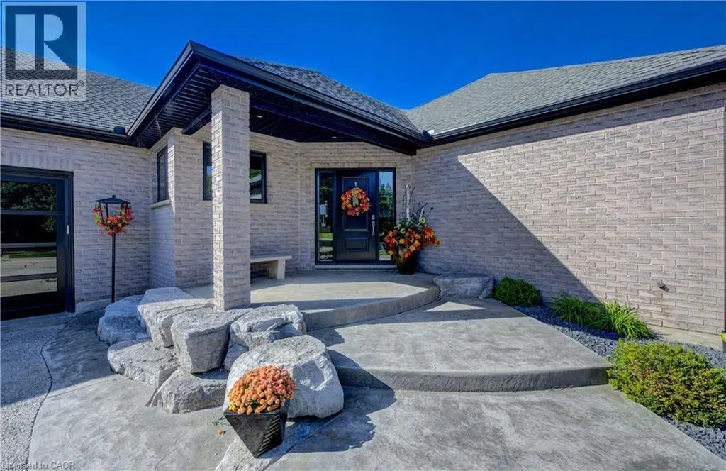28 MUSSELMAN Crescent