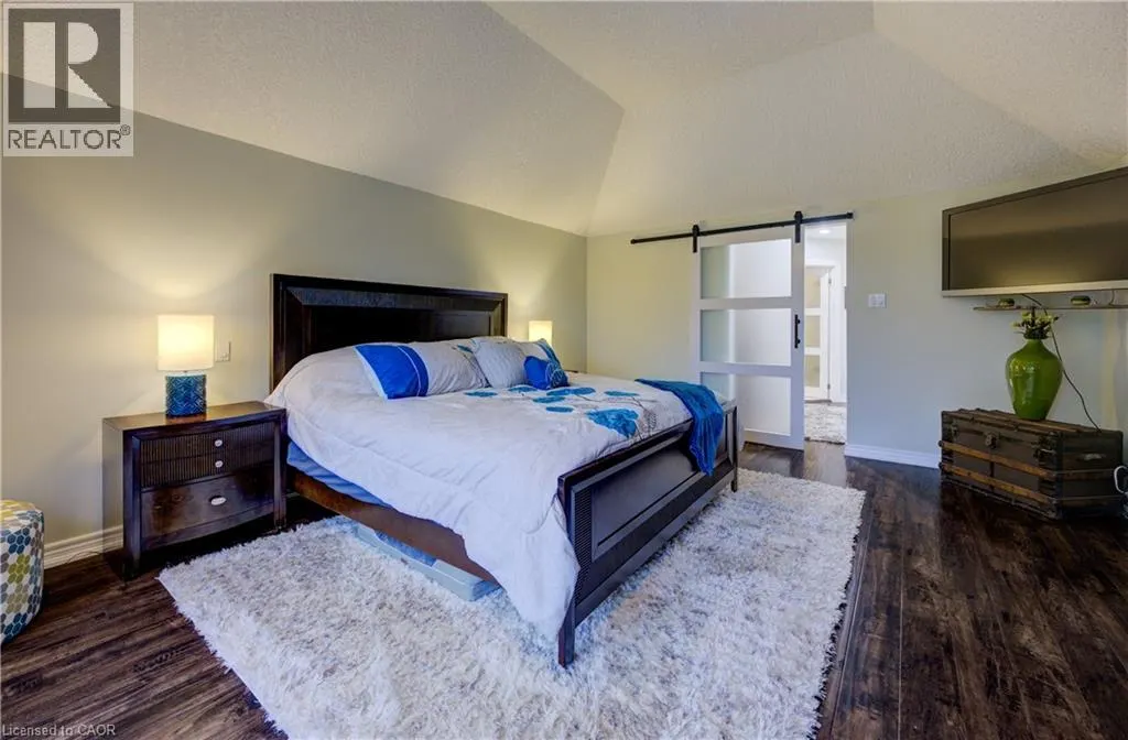 28 MUSSELMAN Crescent