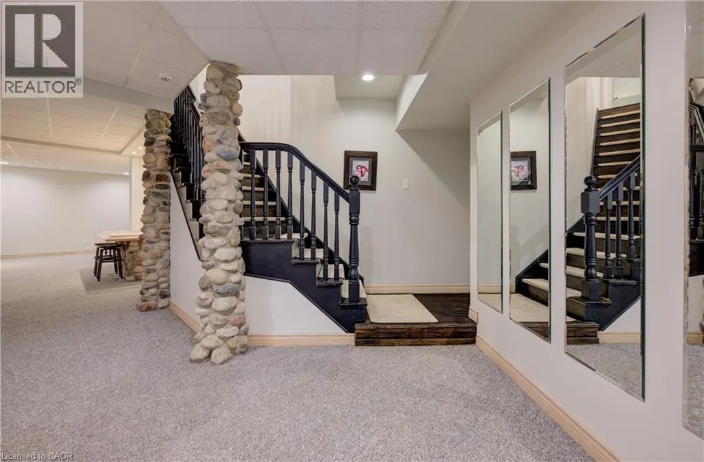 28 MUSSELMAN Crescent